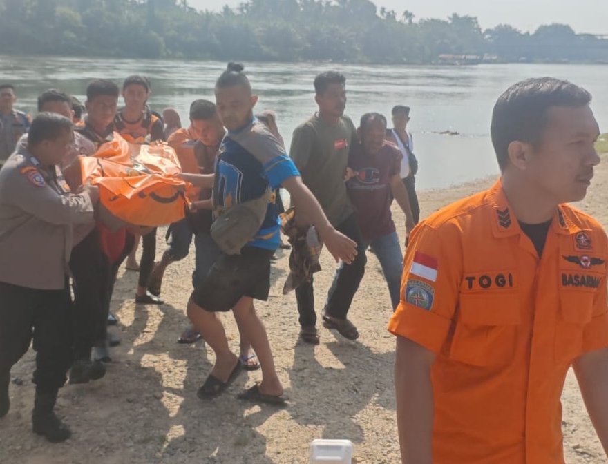 3 Hari Pencarian Korban Jatuh dari Jembatan Rantau Berangin, Ditemukan Tewas