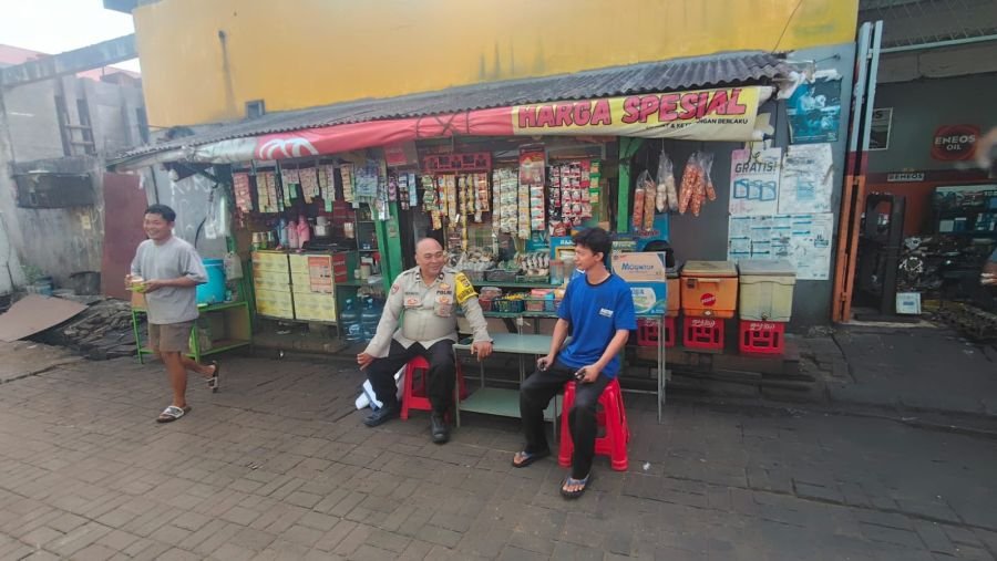Bhabinkamtibmas Desa Budimulya Jalankan Program Poliran, Dorong Warga Tetap Produktif dan Jaga Kamti