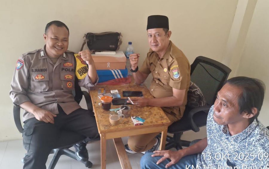 Bhabinkamtibmas Desa Cikupa Lakukan Sambang ke Warga untuk Jaga Kamtibmas Kondusif