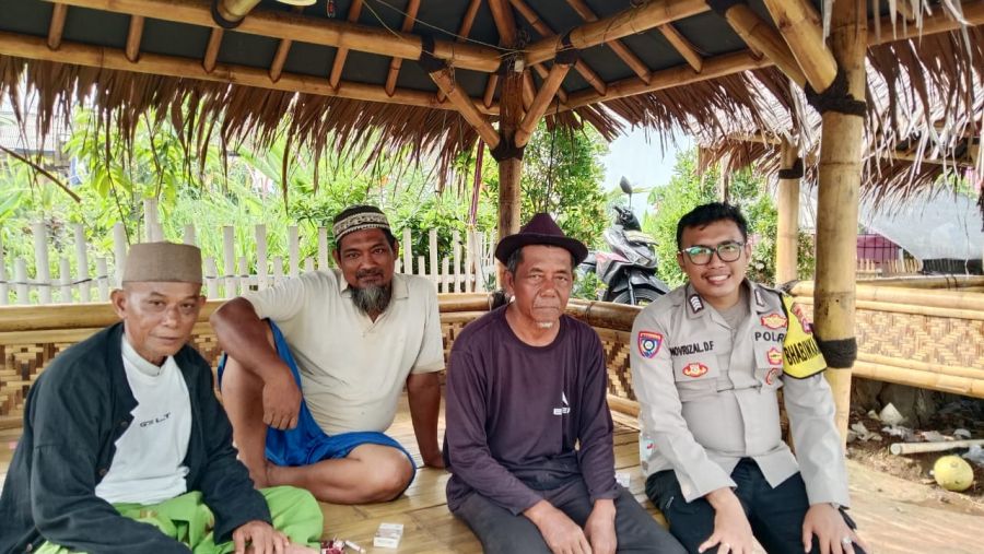 Bhabinkamtibmas Desa Pasir Gadung Bangkitkan Semangat Warga Lewat Program Kapolda