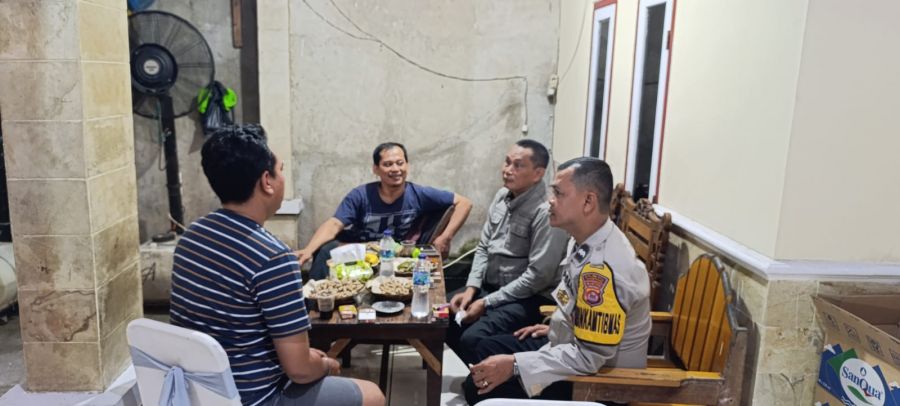 Bhabinkamtibmas Desa Pasir Jaya Aipda Budiansyah Laksanakan Sambang dan Himbauan Harkamtibmas