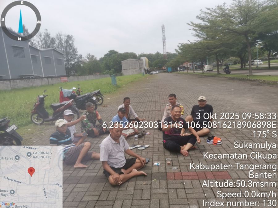 Bhabinkamtibmas Kelurahan Sukamulya Jalin Silaturahmi dengan Warga Melalui Sambang Kamtibmas