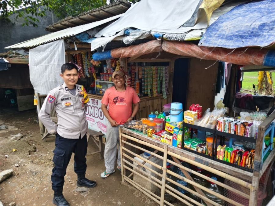 Bhabinkamtibmas Polsek Cisoka Gelar Warung Bhabinkamtibmas, Perkuat Sinergitas dan Kamtibmas Warga