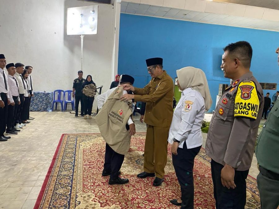 Bupati PALI Heri Amalindo Hadiri Pelantikan PTPS Talang Ubi 