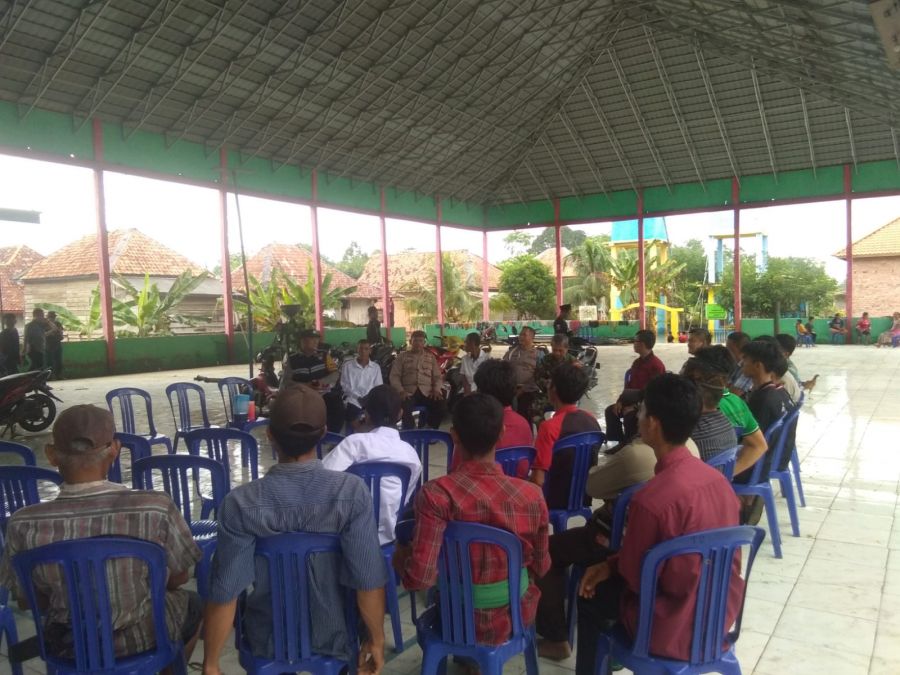 Dalam Kegiatan Jum'at Curhat ada Sebuah Inisiatif Luar Biasa yang Digelar Polsek Tanah Abang