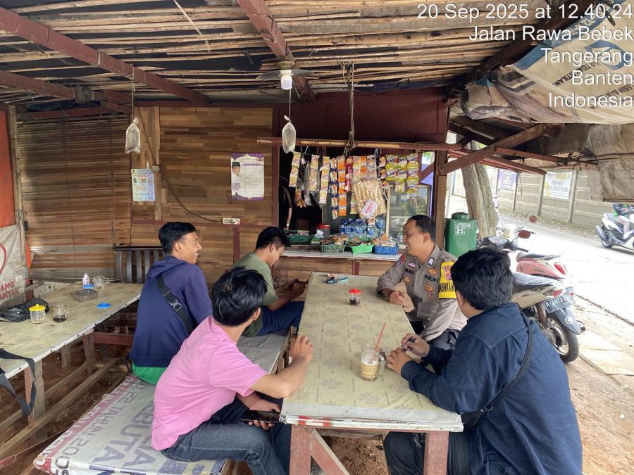 Dekatkan Diri ke Warga, Polsek Cikupa Gelar Warung Bhabinkamtibmas di Kelurahan Bunder