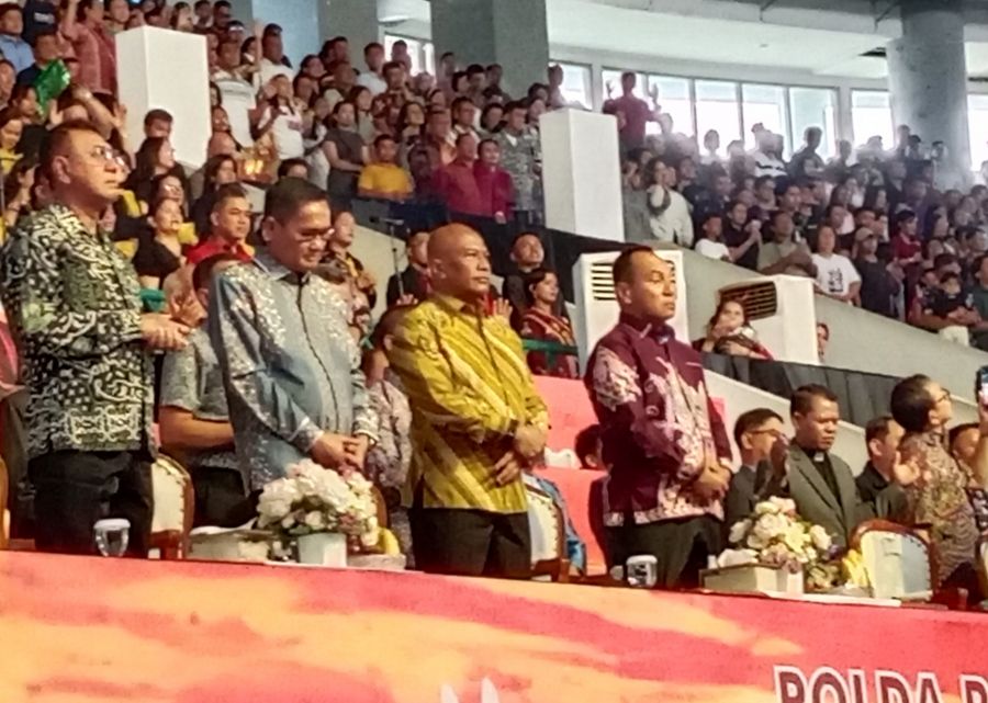 Dihadiri Kapolda dan Tokoh Lintas Instansi, Acara KKR Gereja di Riau Berlangsung Meriah