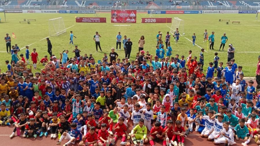 Festival Sepak Bola Piala Presiden U-10 dan U-12 yang berlangsung di Stadion Benteng Reborn.