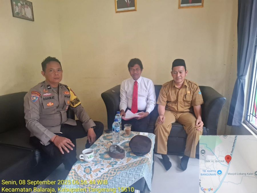 IPDA Sunari Ingatkan Siswa SMK Al-Badar Pentingnya Disiplin Berlalu Lintas