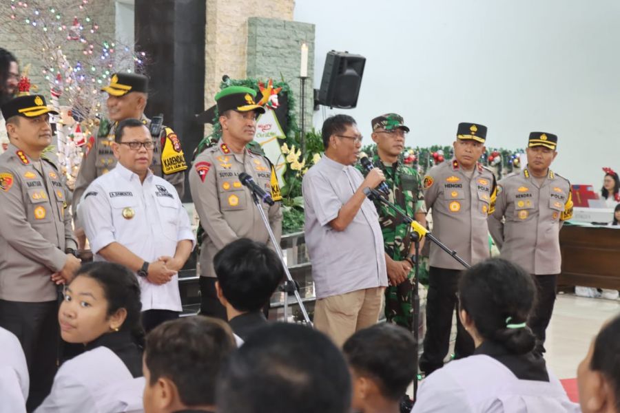 Jamin Natal Aman, Kapolda Banten Kunjungi Gereja St Odilia Citra Raya Tangerang 