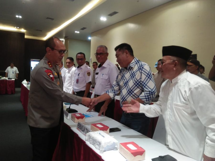 Kapolda Irjen Pol A. Rachmad Wibowo Pimpin Rakor Penanganan Ilegal Refinery Wilayah Muba