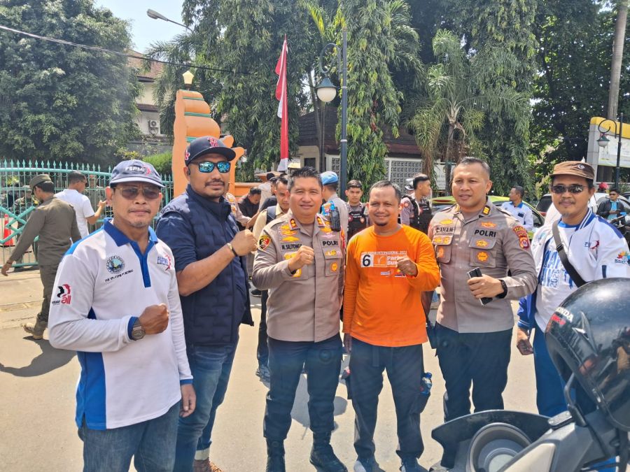Kapolres Cilegon Turun Langsung Amankan Keberangkatan Massa Buruh ke KP3B Serang