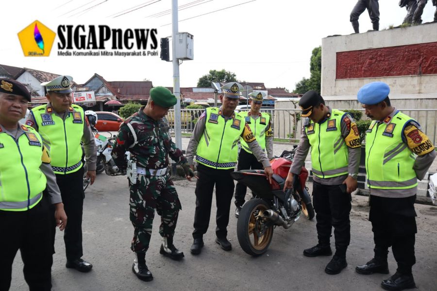 Kapolres Muara Enim Pimpin Tim Gabungan TNI-Polri Razia Knalpot Brong dalam Cipkon Pemilu 2024