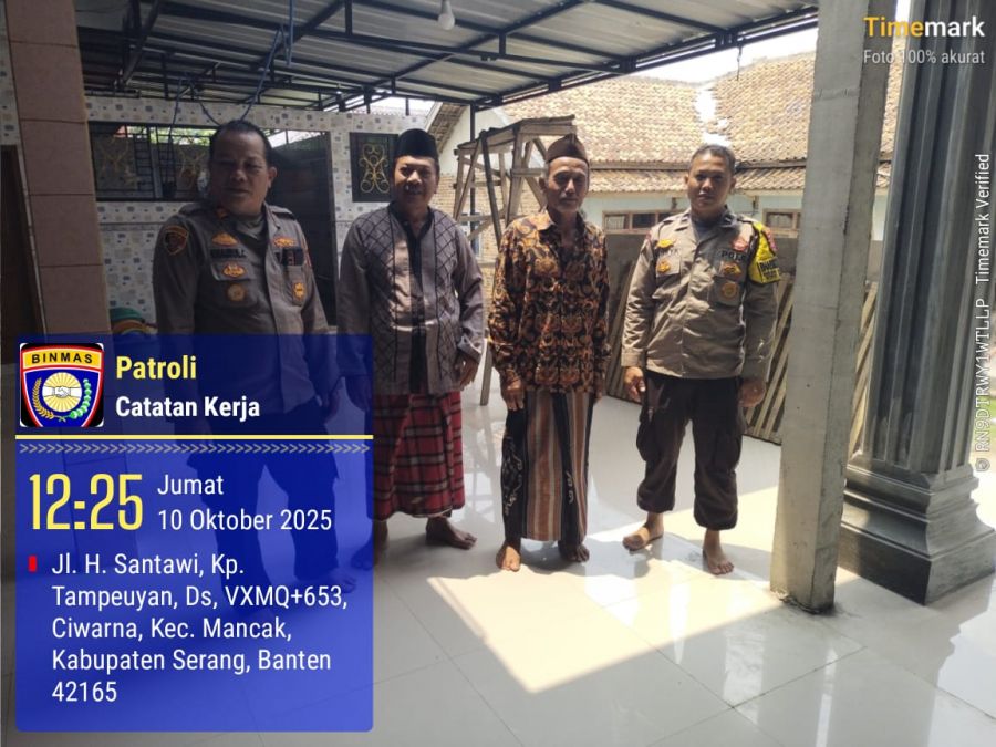 Kapolsek dan Bhabinkamtibmas Polsek Mancak Laksanakan Kegiatan Jum’at Keliling di Desa Balekencana