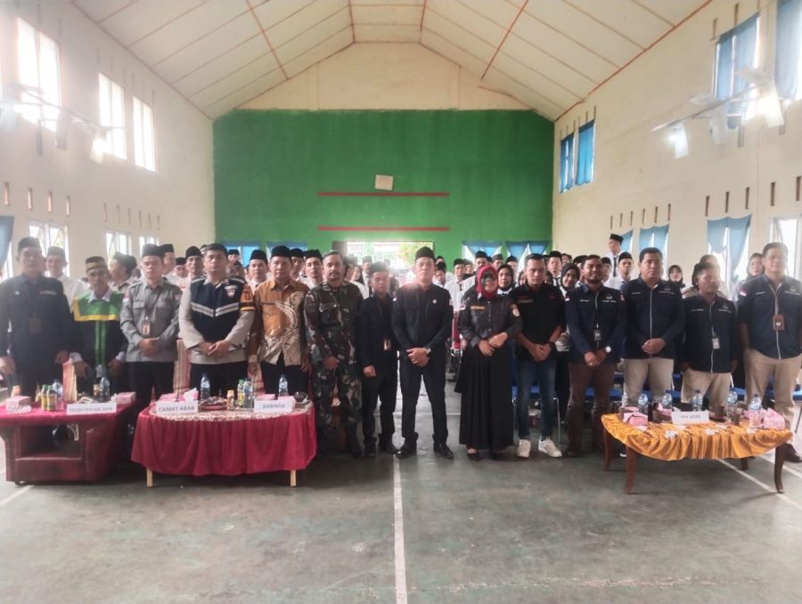 Kapolsek Penukal Abab Hadiri Pelantikan dan Pengambilan Sumpah Pengawas TPS Kec. Abab