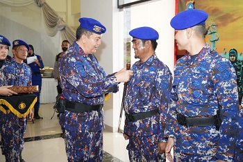 Ketum DPP SantaNU Terima Brevet Bhayangkara Bahari dari Direktur Kepolisian Perairan Baharkam Polri