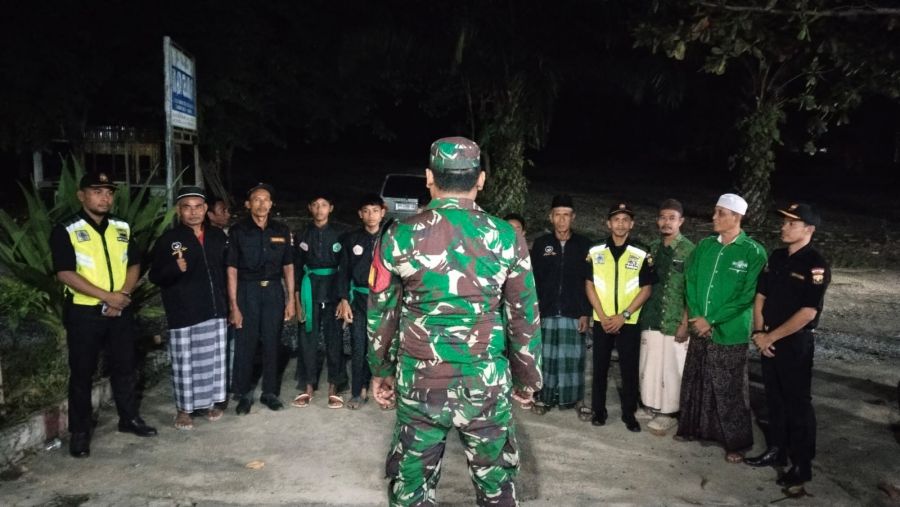 Koramil 419-02/Tungkal Ulu Gelar Patroli Malam Bersama Senkom, Banser, dan Pagar Nusa