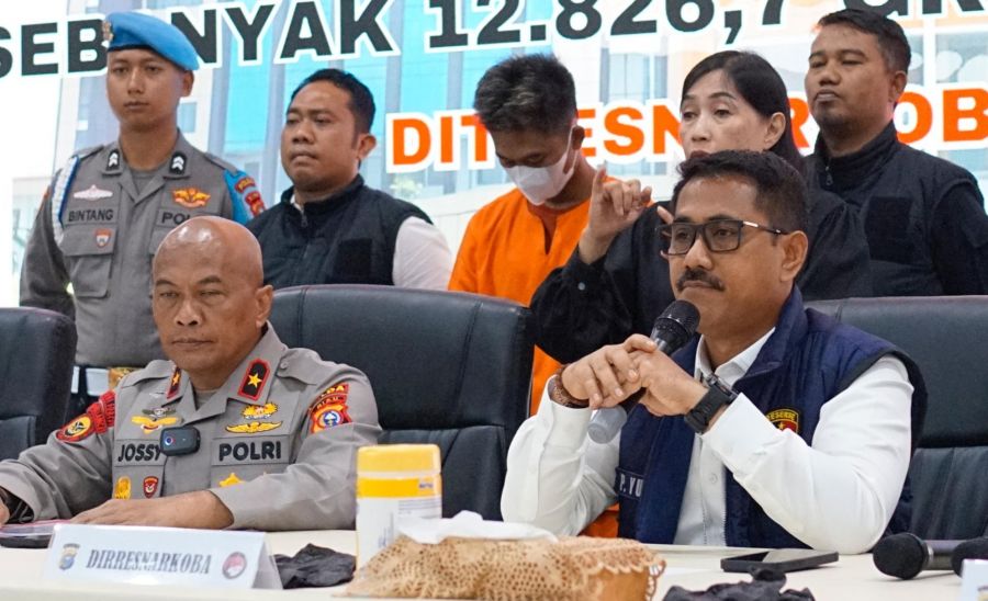 Kurir Narkoba Bawa 12 Kg Sabu ke Surabaya Naik Bus, Terendus Polisi,