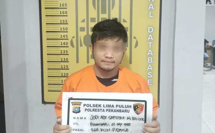 Ngaku Polisi, Acil Nekat Merampas Sepeda Motor Milik Warga