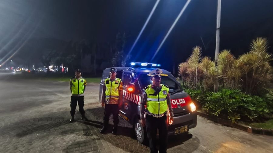 Ops Cipkon KRYD Polsek Cikupa, IPTU Udi Muhdi Pimpin Patroli Mobile Antisipasi Gangguan Kamtibmas