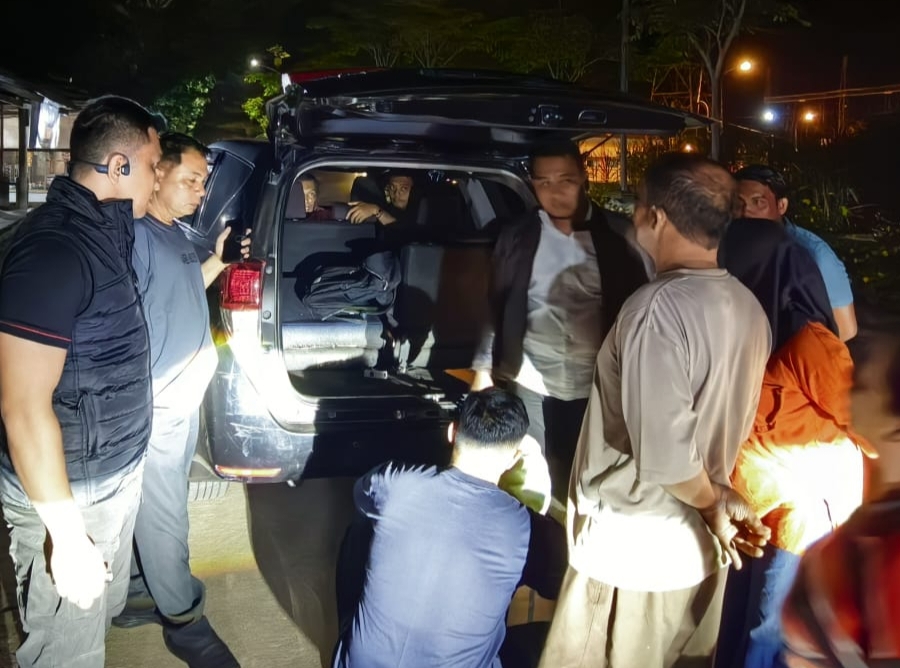 Perdagangan Ilegal, Polda Riau Buru Dua Buron Pemburu 30 Kg Sisik Trenggiling