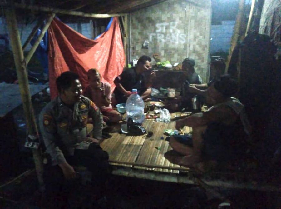 Pererat Sinergi dengan Warga, Bripda Riziq Laksanakan Program Ngariung di Desa Patrasana