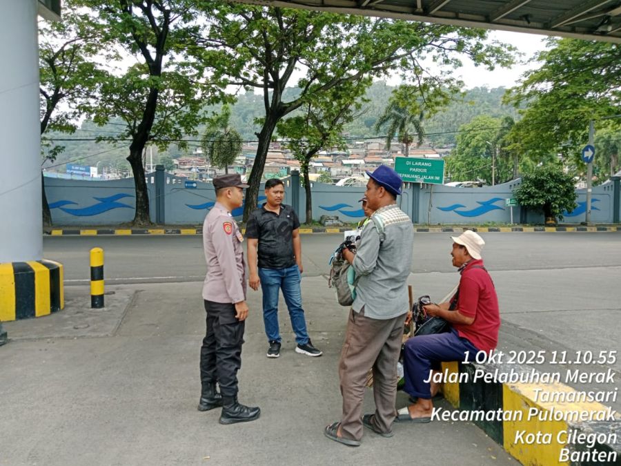 Personel Samapta Kskp Merak Polres Cilegon Polda Banten Laksanakan Patroli Dialogis