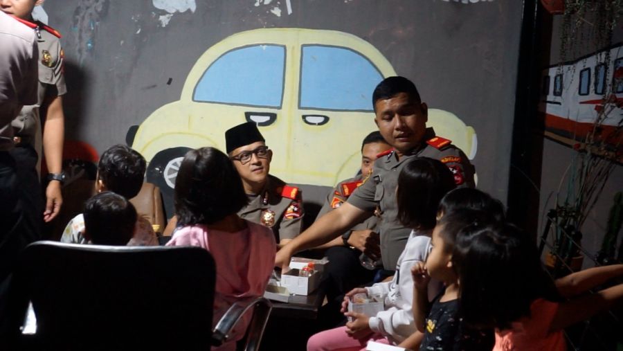Pokjar IX Sespimmen Polri-63 Salurkan Bantuan ke Panti Asuhan Rumah Pengharapan Baru