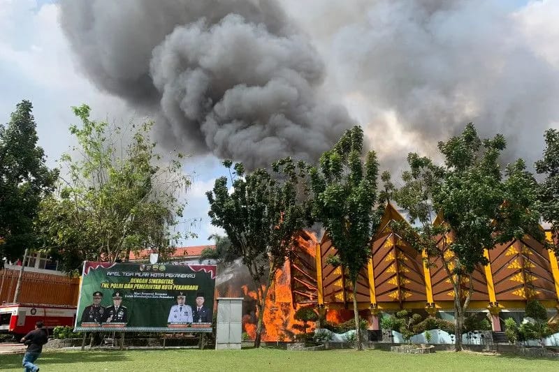 Polisi Periksa 14 Orang Saksi, Penyelidikan Terbakarnya Gedung MPP Pekanbaru