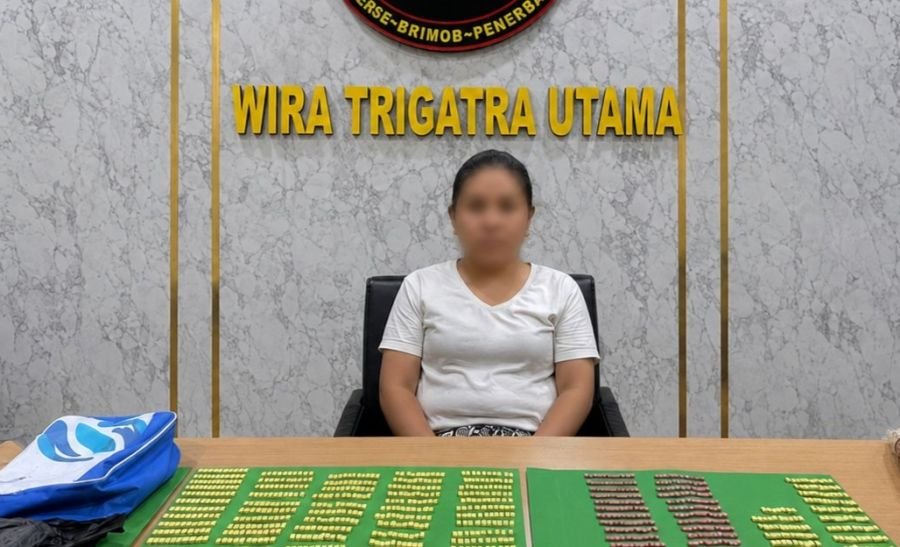 Polisi Tangkap Ratu Narkoba, Jual Ribuan Butir Ekstasi di Pekanbaru
