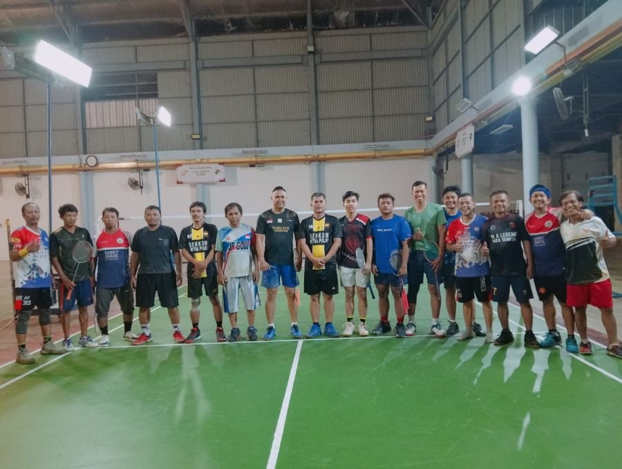 Polresta Tangerang dan Senkom Bangun Kekompakan Melalui Olahraga Bersama