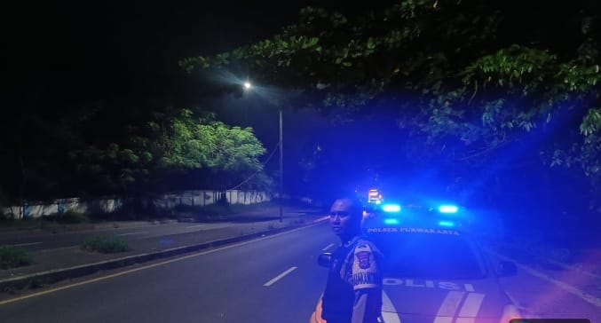 Polri Hadir untuk Masyarakat, Polsek Purwakarta Gelar Patroli Blue Light Pastikan Kamtibmas Kondusif