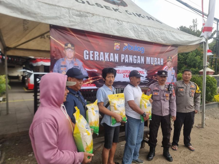 Polsek Cikupa Gelar Gerakan Pangan Murah, 45 Paket Beras SPHP Ludes Terjual