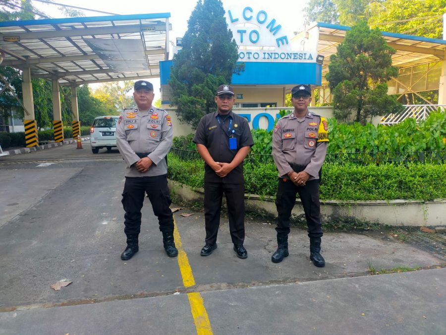 Polsek Cikupa Laksanakan PECAK Sore Hari di Simpang Lampu Merah Kedaton
