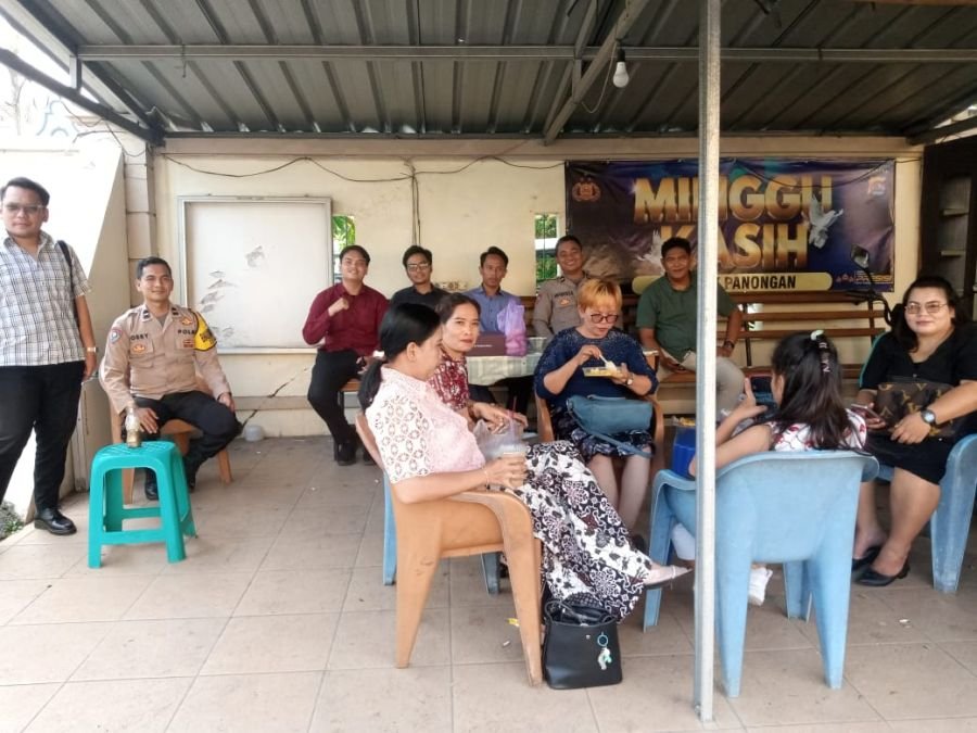 Polsek Panongan Gelar Minggu Kasih, Berikan Pengamanan dan Pelayanan Jemaat Gereja