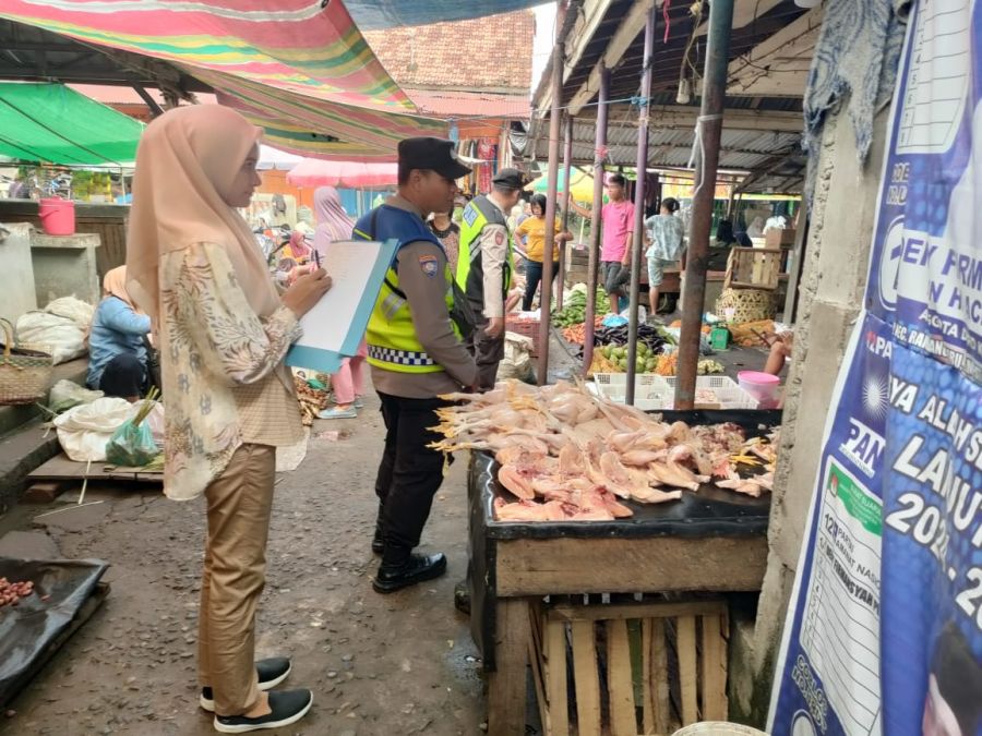 Polsek Rambang Dangku Lakukan Monitoring di Pasar Kalangan Jelang Puasa dan Idul Fitri Tahun 2024