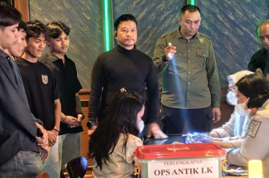 Resmi Kasat Narkoba, AKP Noki Loviko Razia THM di Pekanbaru