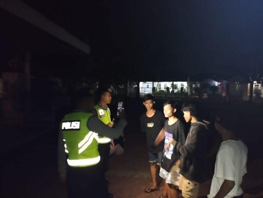 Sat Samapta Polres PALI Kembali Lakukan Patroli Perintis Presisi di Pasar Intres Talang Ubi