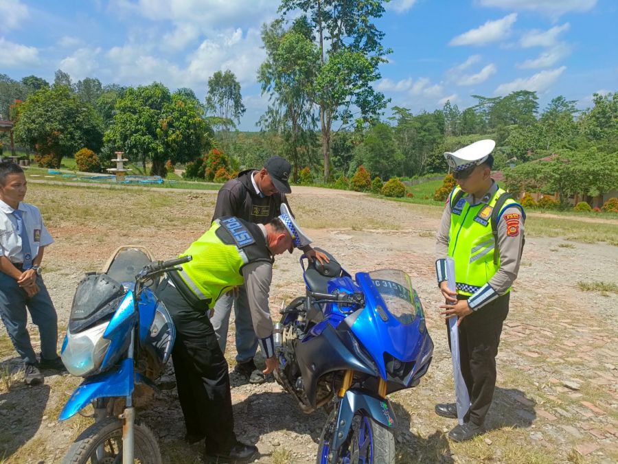 Satlantas Polres PALI Gelar Sosialisasi & Imbauan Terkait Larangan Pengguna Knalpot Brong/Racing