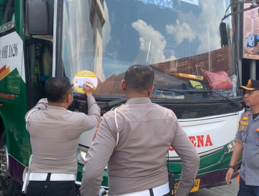 Satlantas Polresta Pekanbaru Lakukan Ramp Check, Pastikan Armada Sesuai Standar