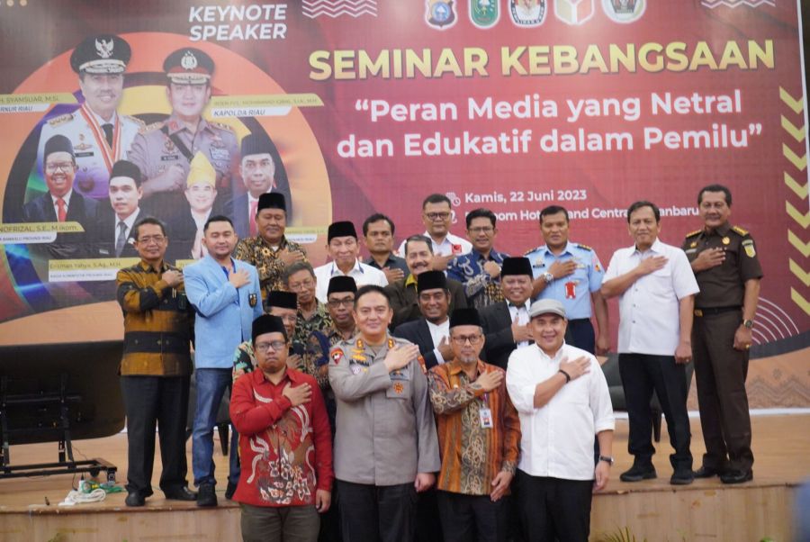 Seminar Kebangsaan Bersama Media dan Tokoh Masyarakat Riau, Ini Pesan Keynote Speaker Irjen Iqbal