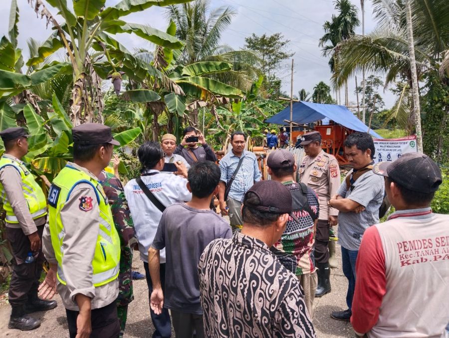 Sinergitas TNI-POLRI, Beri Imbauan Humanis Kepada Masyarakat Selama Pemasangan Kabel SUTET