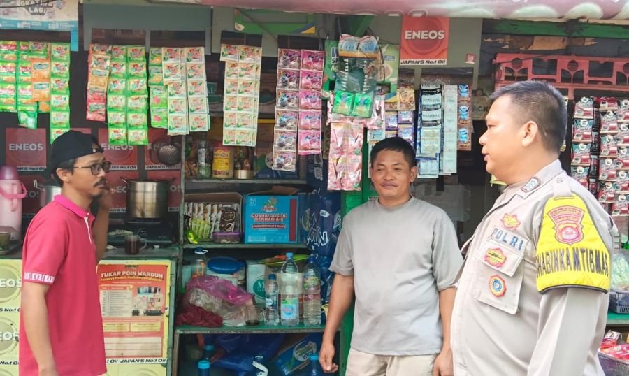 Warung Bhabinkamtibmas Jadi Sarana Serap Aspirasi Warga Desa Bojong