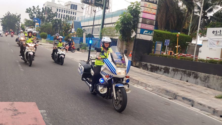 Yok Simak, Cara Srikandi Satlantas Pekanbaru Urai Arus Lalin Selama Ramadhan