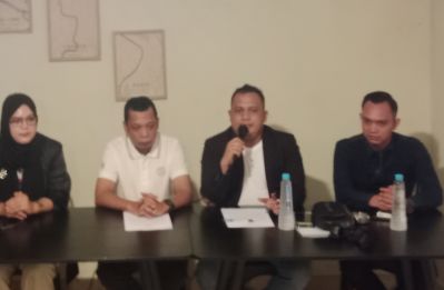 muflihun-dan-kuasa-hukumnya-beberkan-pejabat-yang-terlibat-di-sppd-fiktif