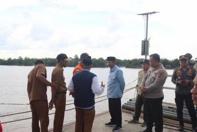 pencarian-dua-korban-laka-kerja-di-sungai-pengabuan-masih-berlangsung-hingga-hari-ke-6
