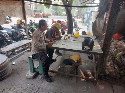 program-poliran-bhabinkamtibmas-desa-sukadamai-dorong-warga-pengangguran-tingkatkan-keterampilan